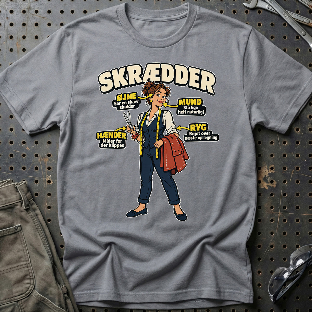 
Produktbillede af Skrædder – Anatomi T-Shirt