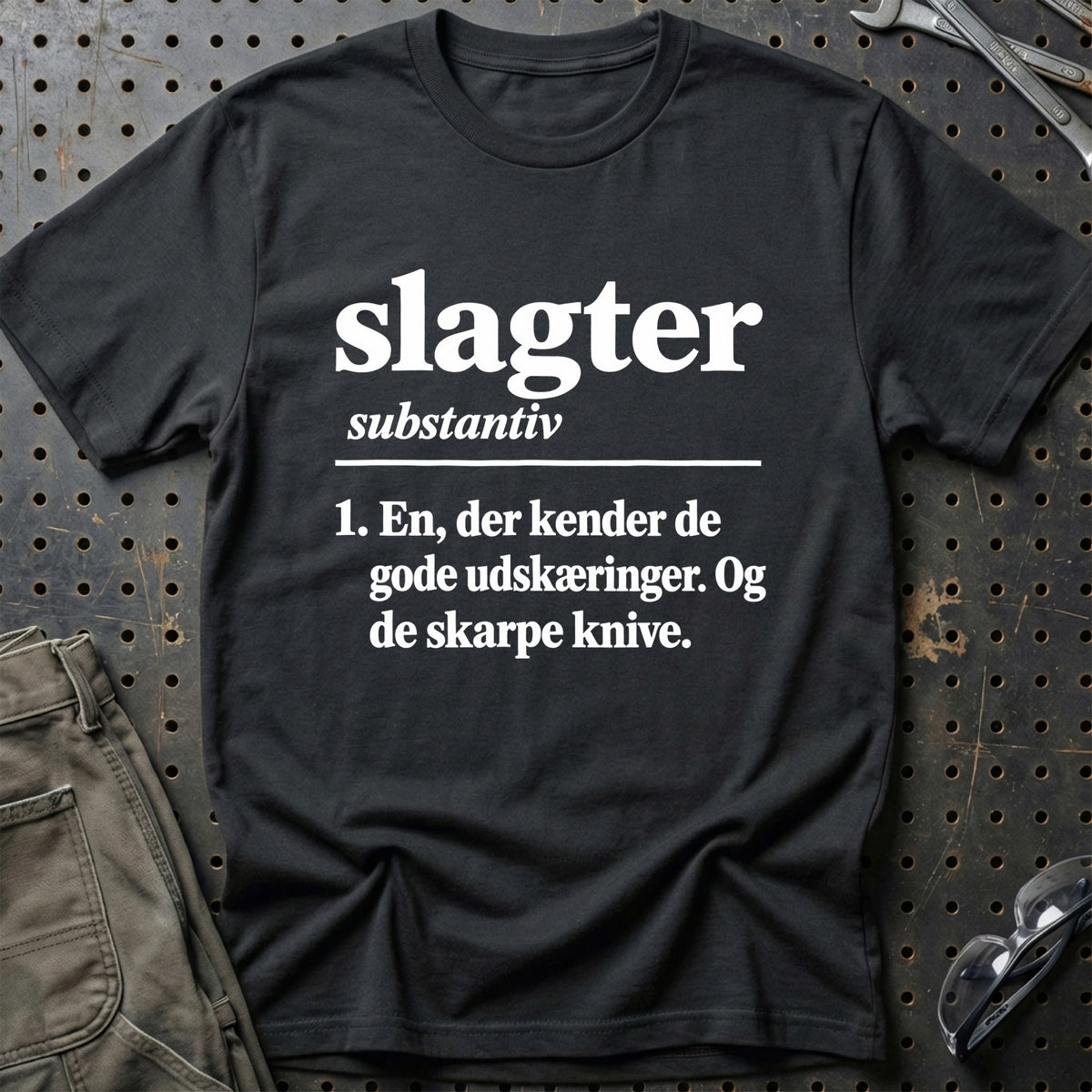 
Slagter – Definition T-Shirt – Sort