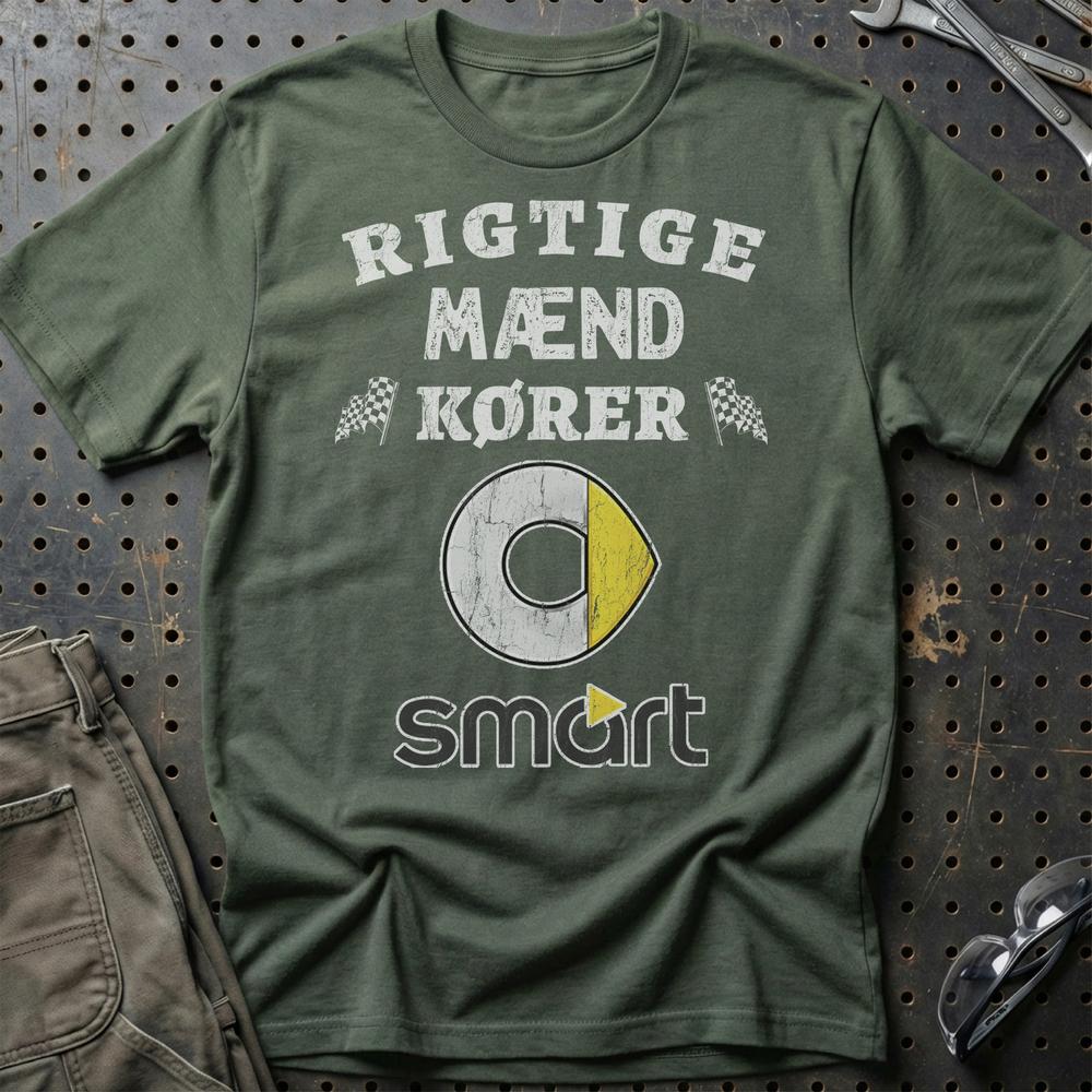 Smart Rigtige Mænd Kører T-Shirt-Beklædning-Smart-Grøn Militær-S-Garage Culture Shop- garage - man cave - merchandise