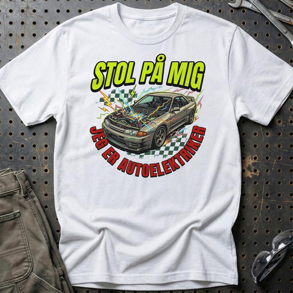 Stol På Mig - Jeg Er Autoelektriker T-Shirt-Beklædning-Garage Culture-Hvid-S-Garage Culture Shop- garage - man cave - merchandise