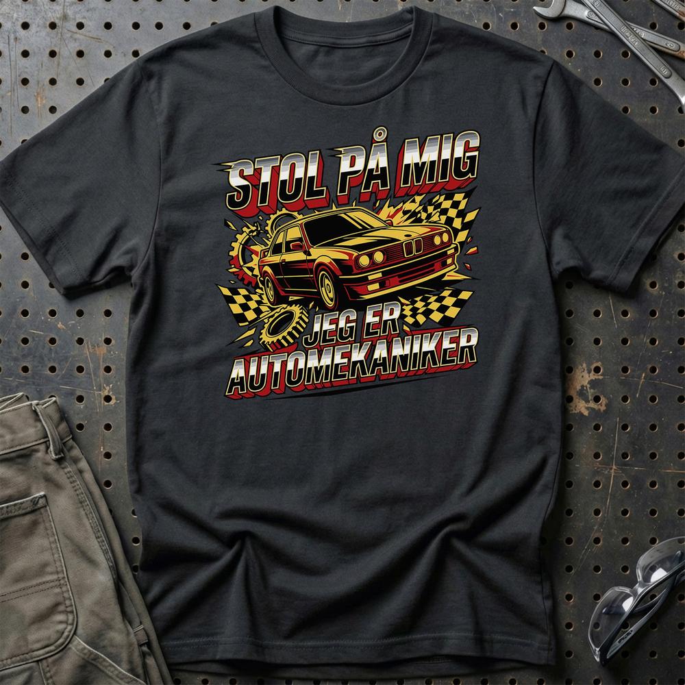 Stol På Mig - Jeg Er Automekaniker T-Shirt-Beklædning-Garage Culture-Sort-S-Garage Culture Shop- garage - man cave - merchandise
