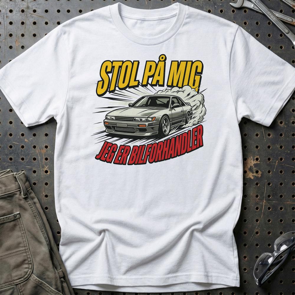 Stol På Mig – Jeg Er Bilforhandler - Unisex T-Shirt , Bomuld-Beklædning-Garage Culture-Hvid-S-Garage Culture Shop- garage - man cave - merchandise
