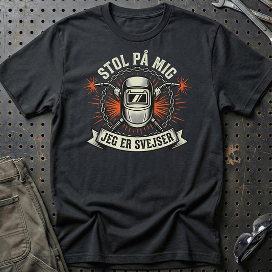 Stol På Mig – Jeg Er Svejser - Unisex T-Shirt , Bomuld-Beklædning-Garage Culture-Sort-S-Garage Culture Shop- garage - man cave - merchandise
