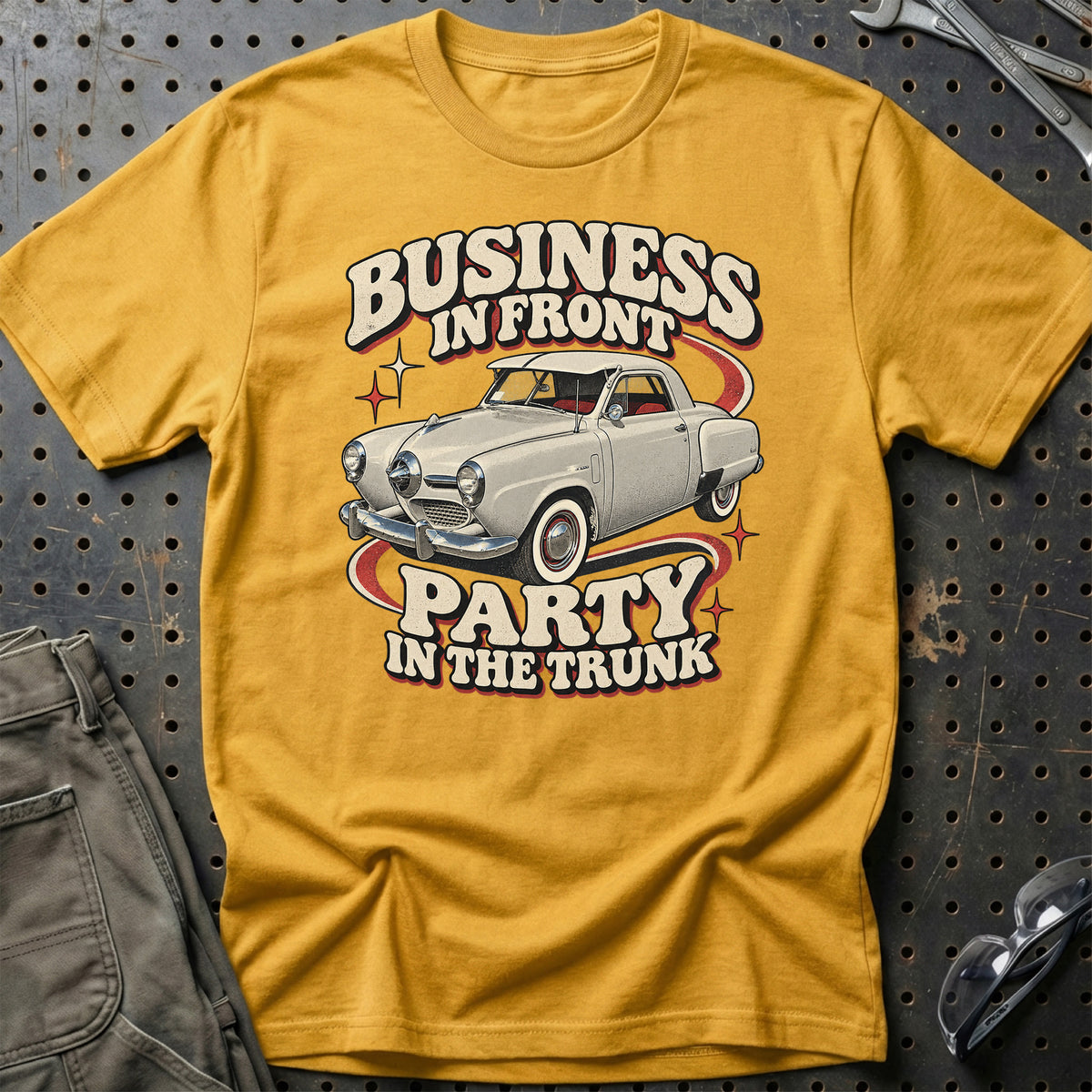 
Studebaker Champion 1950 – Business in Front T-Shirt – Guld