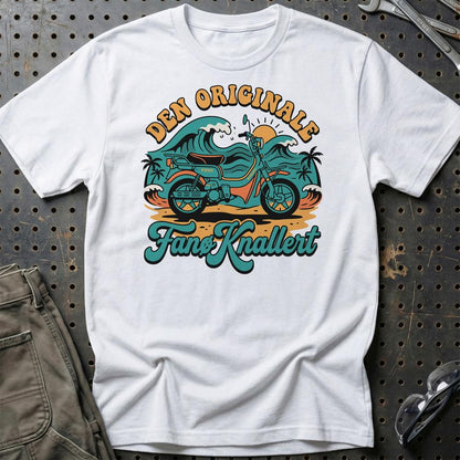 Suzuki FZ50 Den Originale Fanø Knallert - Unisex T-Shirt-Beklædning-Suzuki-Hvid-S-Garage Culture Shop- garage - man cave - merchandise