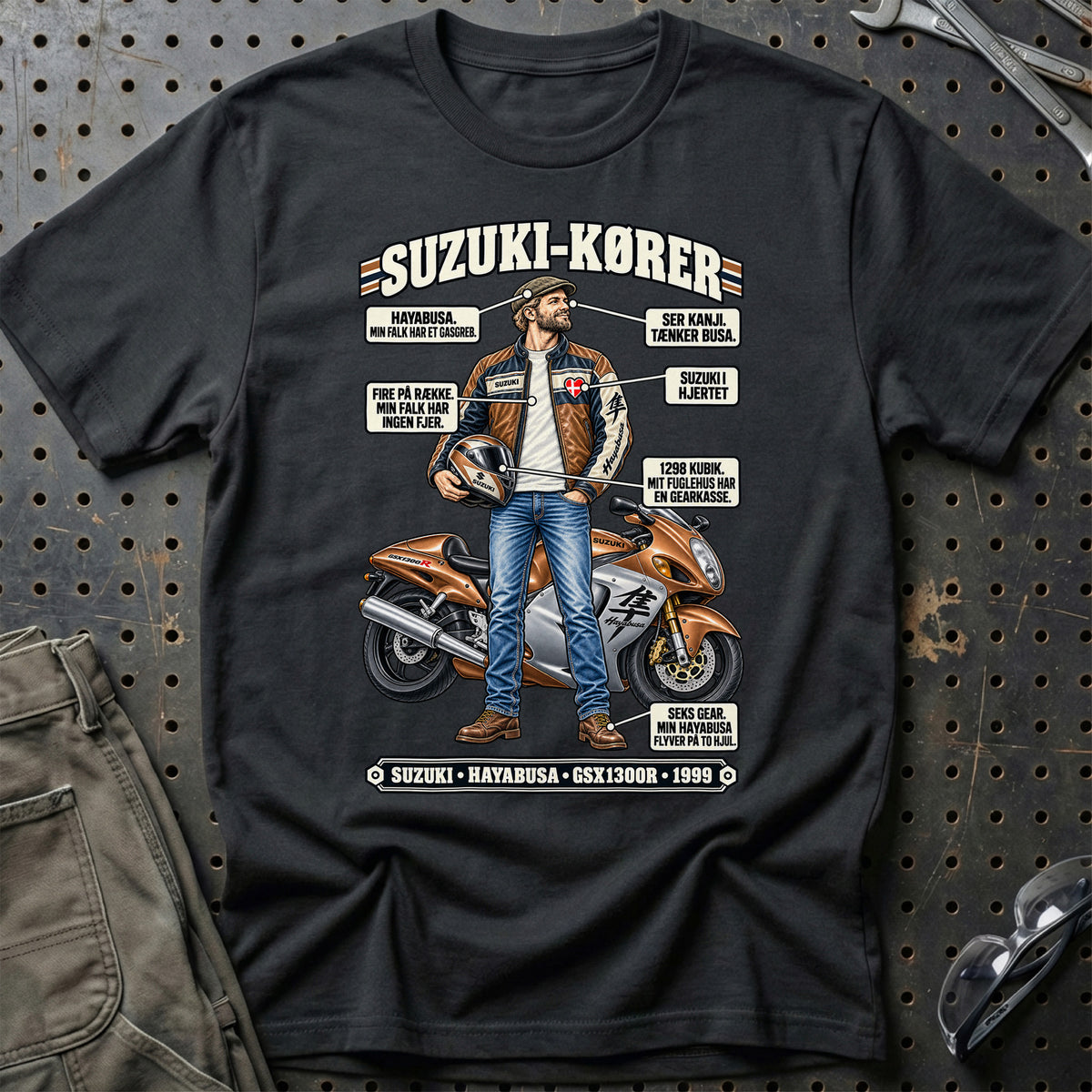 
Suzuki-Kører T-Shirt – Sort