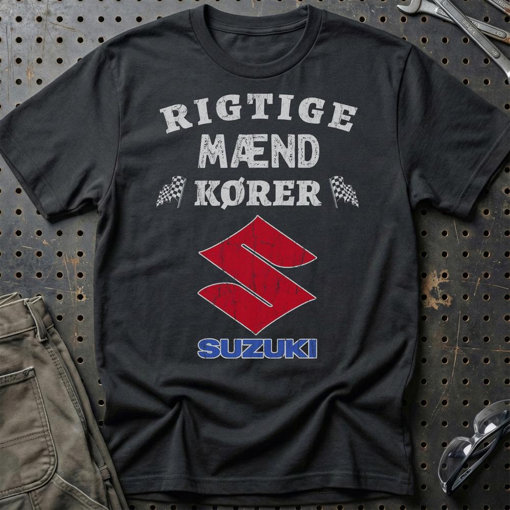 Suzuki Rigtige Mænd Kører - Unisex T-Shirt , Bomuld-Beklædning-Suzuki-Sort-S-Garage Culture Shop- garage - man cave - merchandise