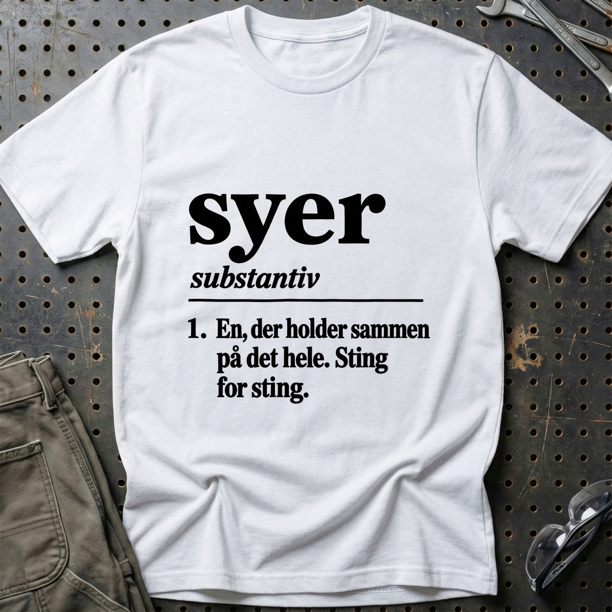 
Syer – Definition T-Shirt – Hvid
