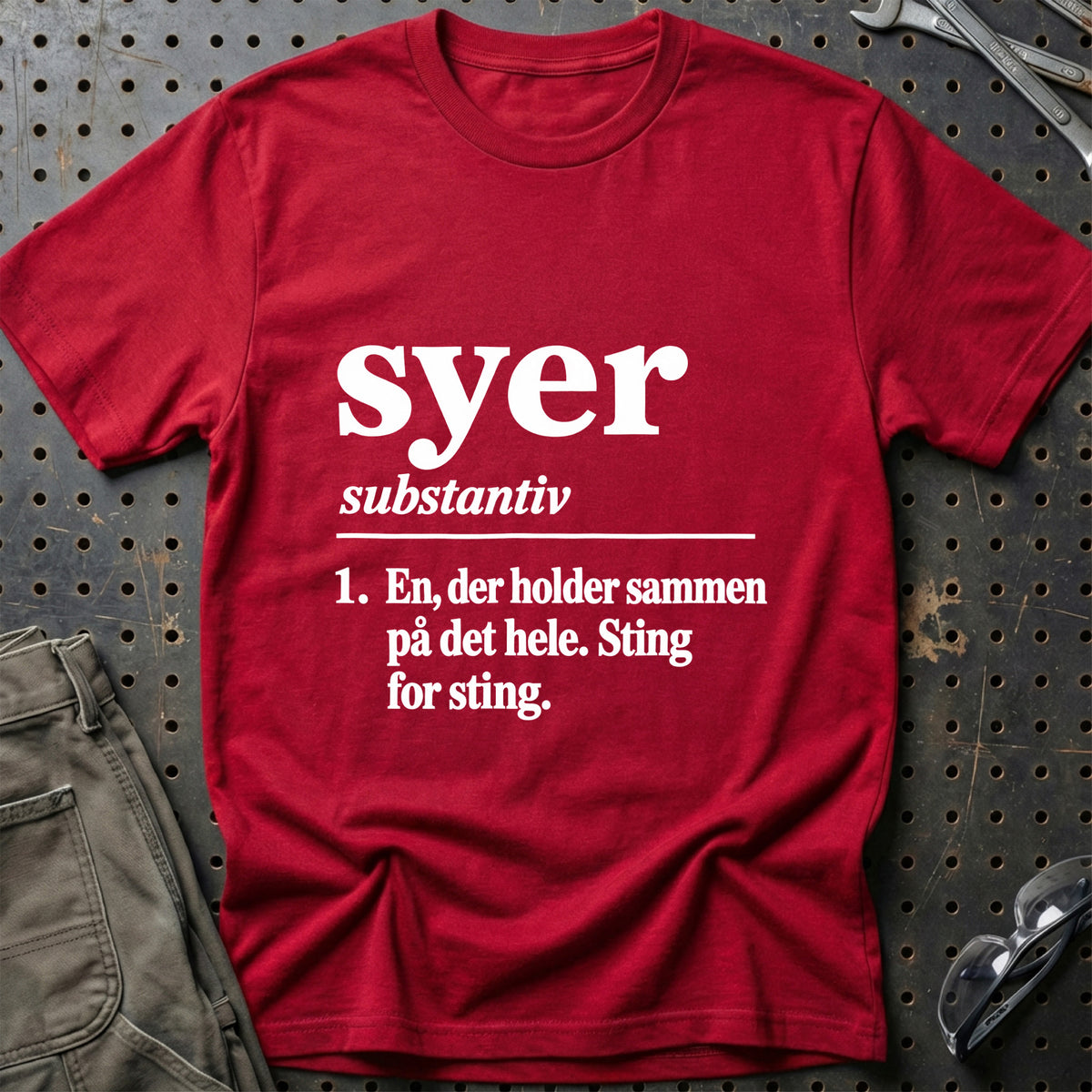 
Syer – Definition T-Shirt – Rød