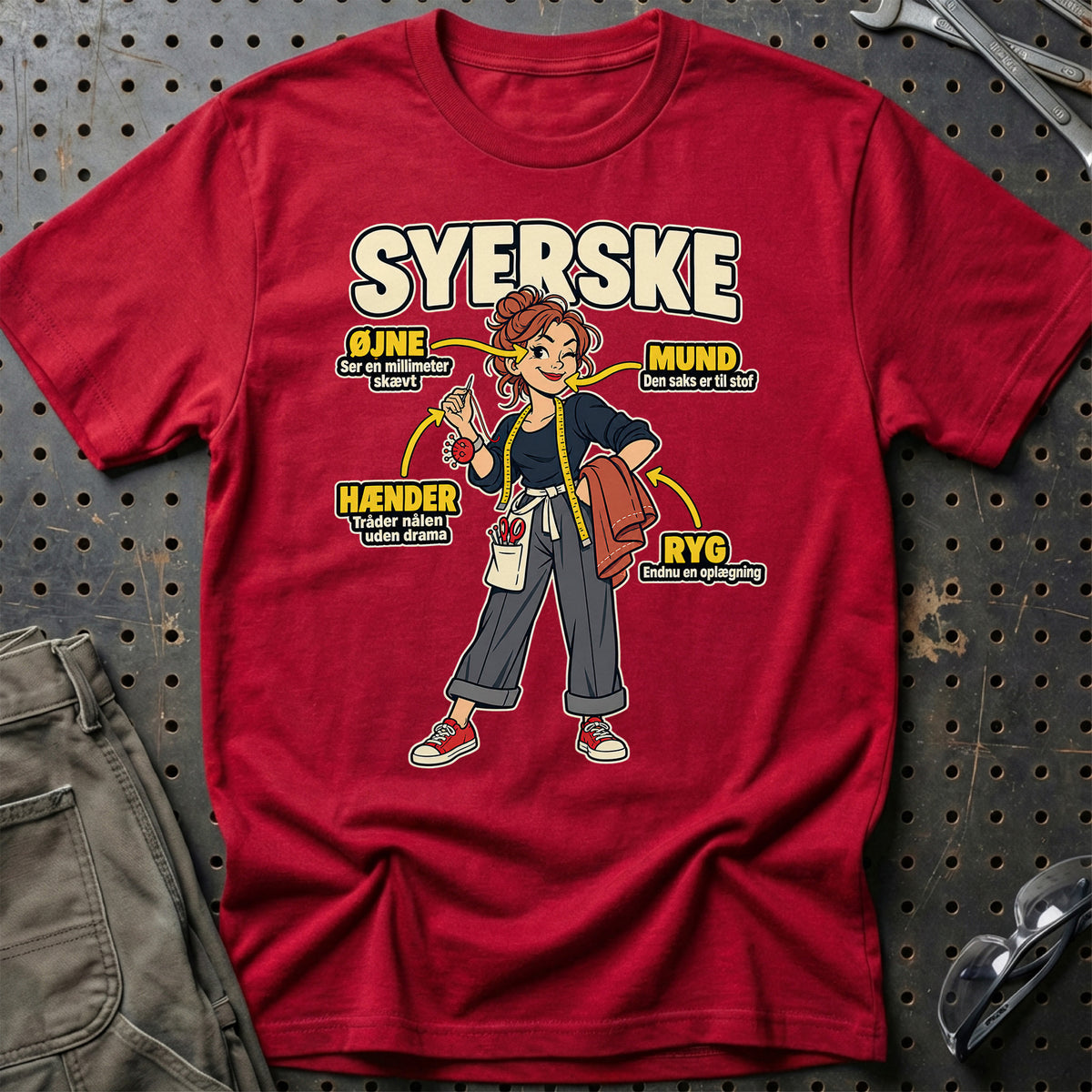 
Produktbillede af Syerske – Anatomi T-Shirt