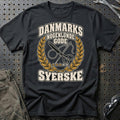 Syerske – Danmarks Nogenlunde Gode T-Shirt-Beklædning-Garage Culture-Sort-S-Garage Culture Shop- garage - man cave - merchandise