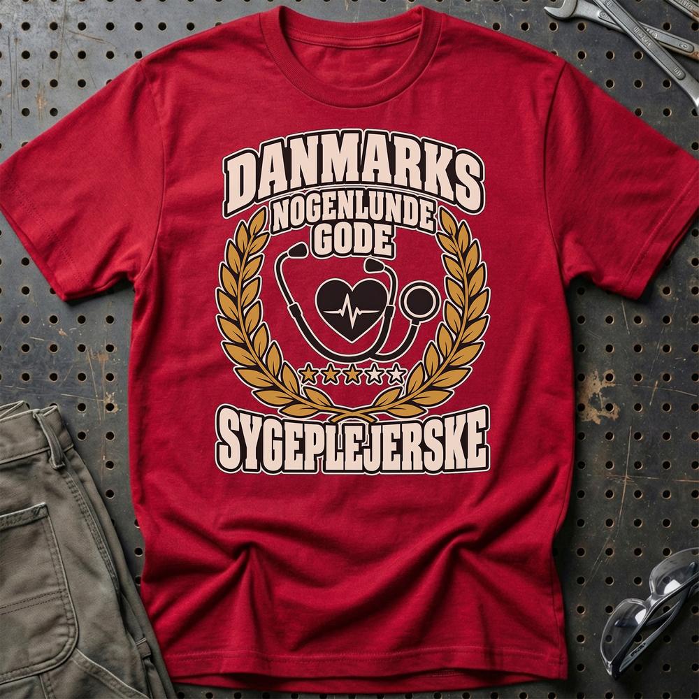 
Produktbillede af Sygeplejerske – Danmarks Nogenlunde Gode T-Shirt