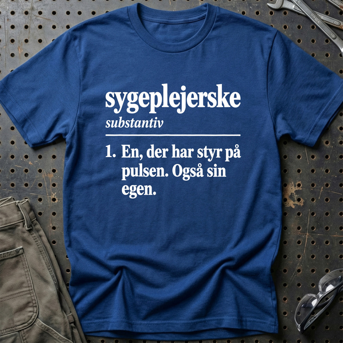 
Sygeplejerske – Definition T-Shirt – Blå Royal