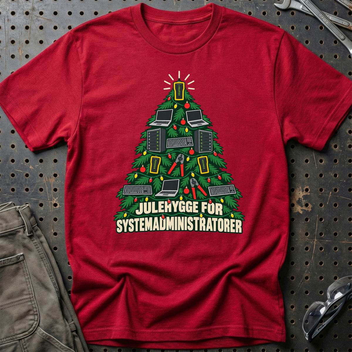 
Systemadministrator – Julehygge – Unisex T-Shirt – Rød