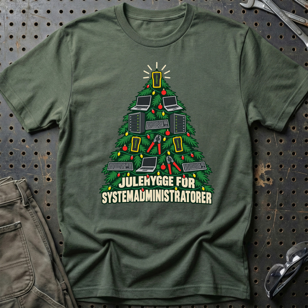 
Systemadministrator – Julehygge – Unisex T-Shirt – Grøn Militær