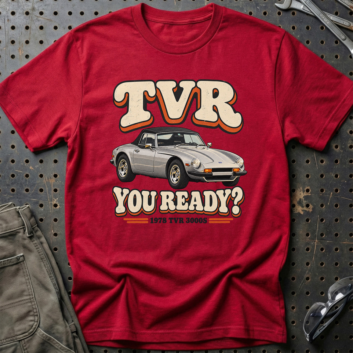 
TVR 3000S 1978 – TVR You Ready? T-Shirt – Rød