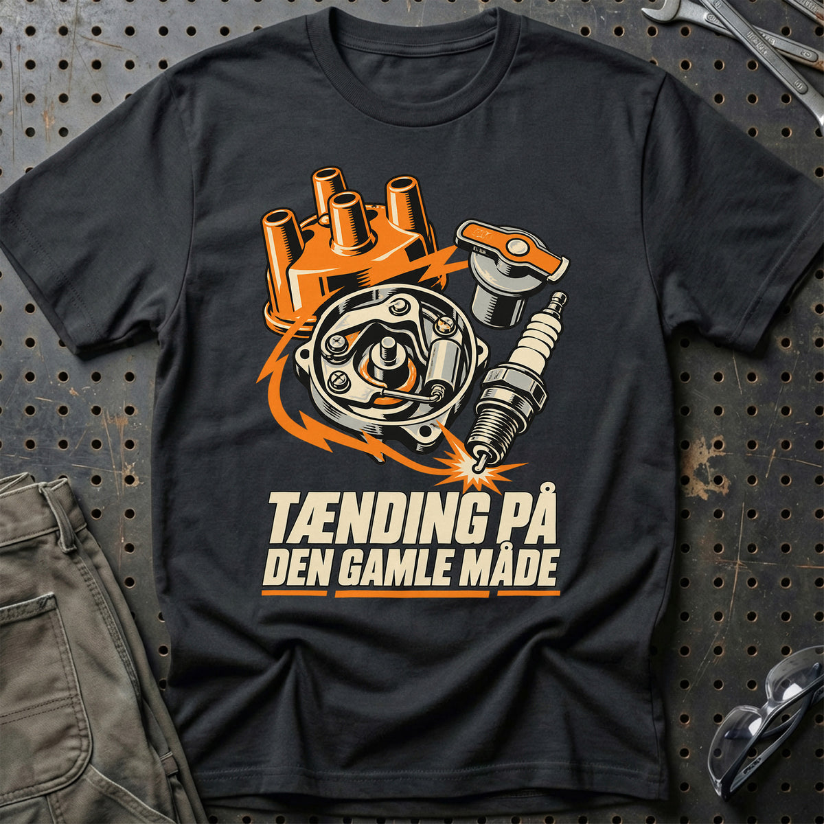
Tænding på den gamle måde – Unisex T-Shirt – Sort