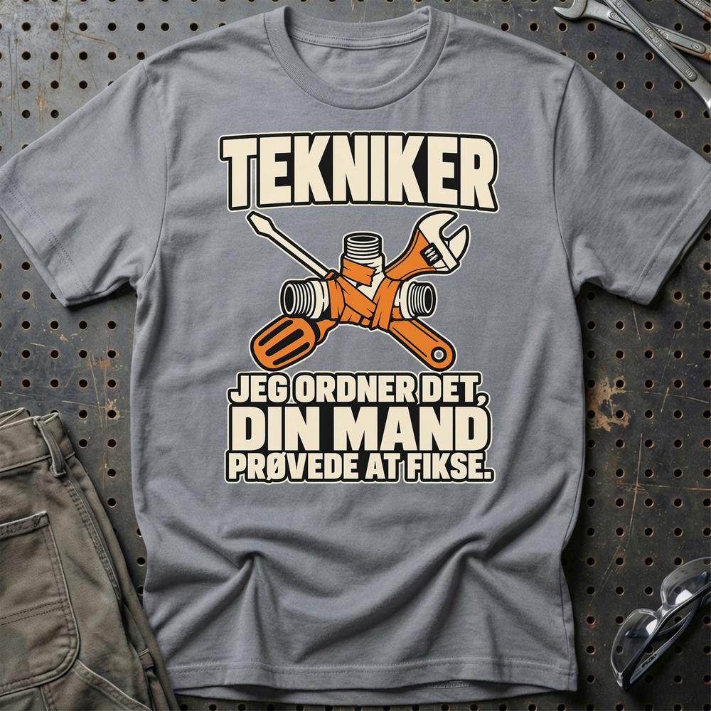
Produktbillede af Tekniker – Jeg Ordner Det, Din Mand Prøvede At Fikse T-Shirt