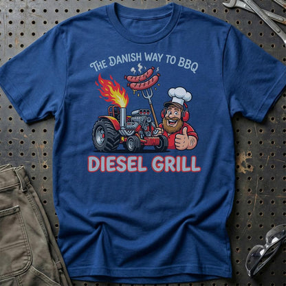 The Danish Way To BBQ Disel Grill Tractor Pulling - Unisex T-Shirt , Bomuld-Beklædning-Garage Culture-Blå Royal-S-Garage Culture Shop- garage - man cave - merchandise
