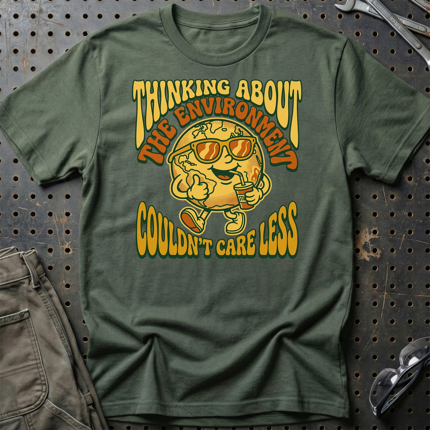 I'm Thinking Much About The Environment! But I Couldn't Care Less  - Unisex T-Shirt , Bomuld