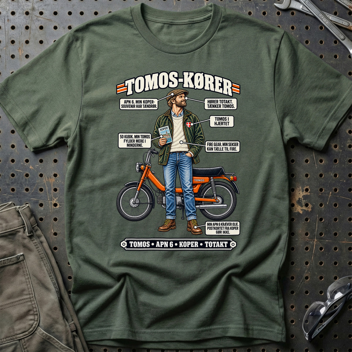 
Tomos-Kører T-Shirt – Grøn Militær