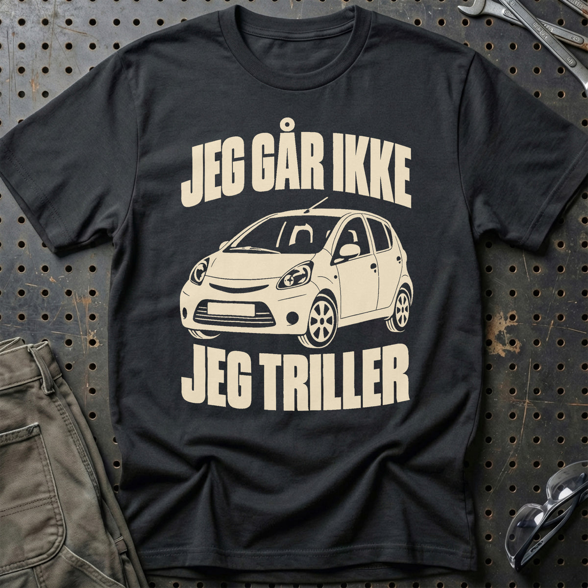 
Toyota Aygo I – Jeg går ikke jeg triller – Unisex T-Shirt – Sort