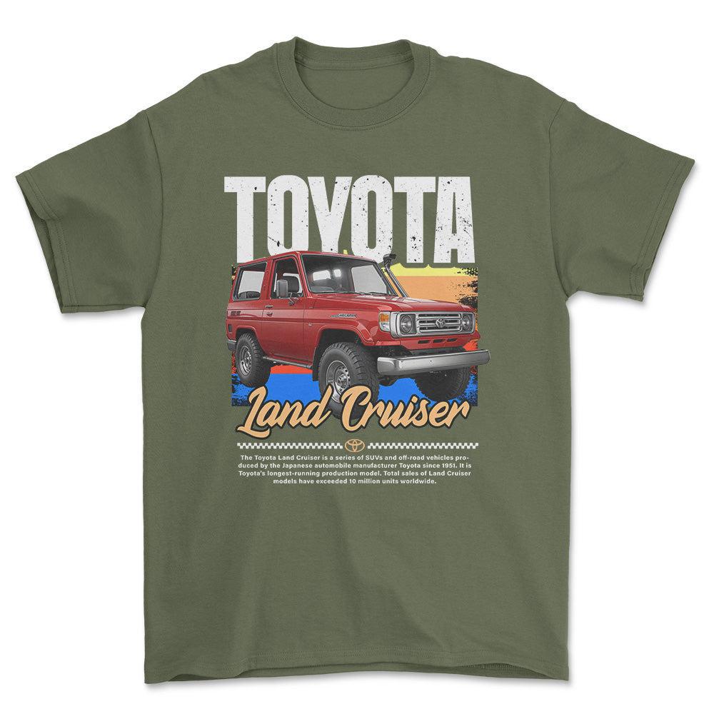 Toyota Land Cruiser - Unisex T-Shirt , Bomuld-Beklædning-Toyota-Grøn Militær-S-Forside-Garage Culture Shop- garage - man cave - merchandise