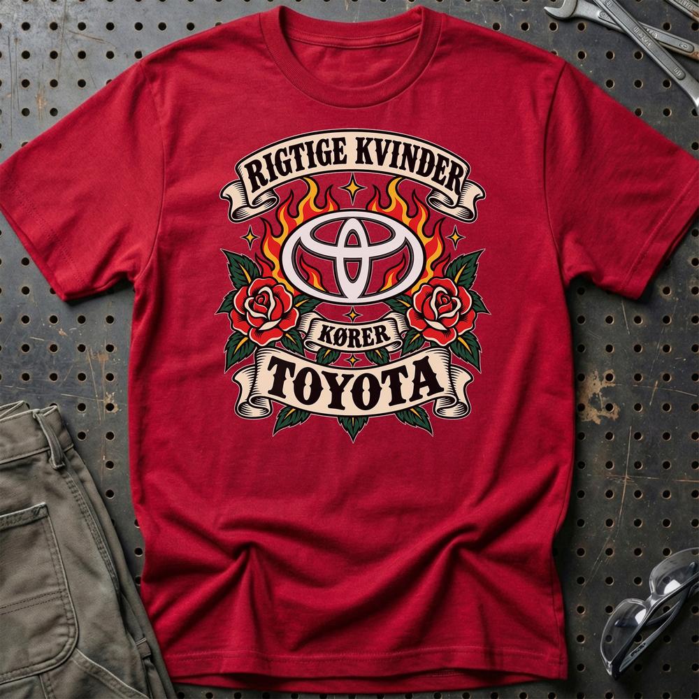 Toyota Rigtige Kvinder Kører – Roser og Flammer T-Shirt-Beklædning-Toyota-Rød-S-Garage Culture Shop- garage - man cave - merchandise