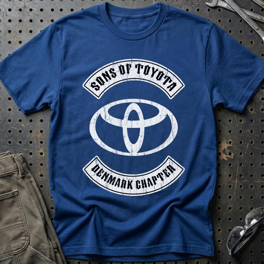 Toyota Sons Of Toyota Denmark Chapter T-Shirt-Beklædning-Toyota-Blå Royal-S-Garage Culture Shop- garage - man cave - merchandise