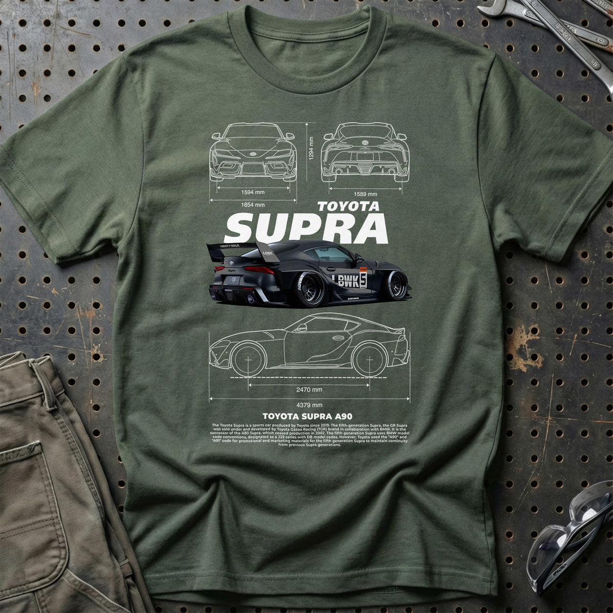 
Toyota Supra A90 T-Shirt – Grøn Militær