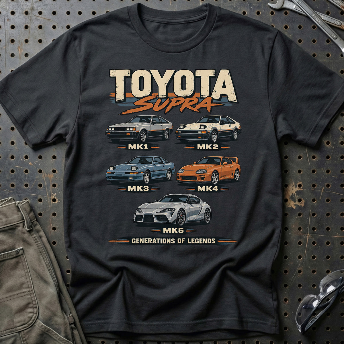 
Toyota Supra – Generations of Legends T-Shirt – Sort
