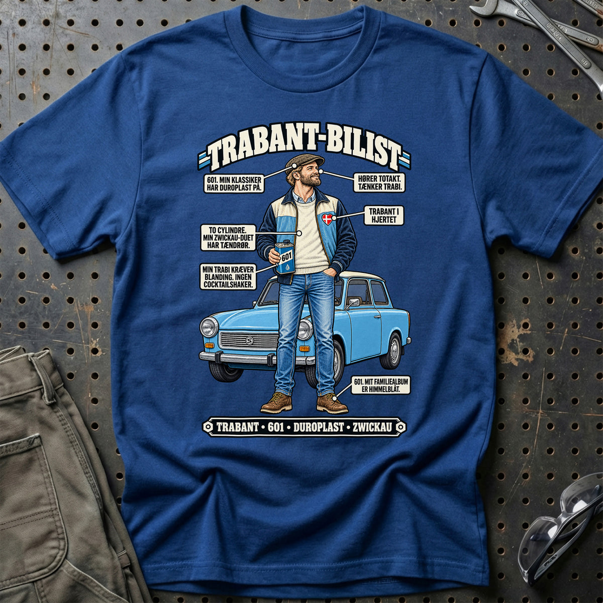 
Trabant-Bilist T-Shirt – Blå Royal