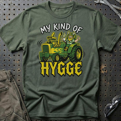 Tractor Pulling My Kind Of Hygge - Unisex T-Shirt , Bomuld-Beklædning-Garage Culture-Grøn Militær-S-Garage Culture Shop- garage - man cave - merchandise