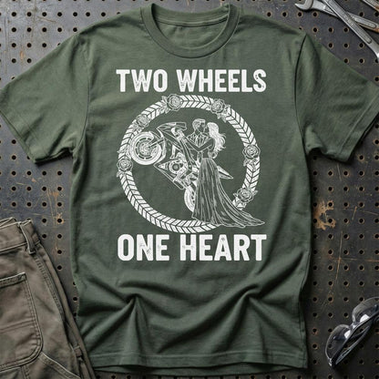 Two Wheels One Heart – Unisex T-Shirt , Bomuld-Beklædning-Garage Culture-Grøn Militær-S-Garage Culture Shop- garage - man cave - merchandise