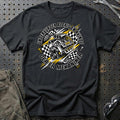 Undervurder Aldrig En Kvinde Der Er Mekaniker T-Shirt-Beklædning-Garage Culture-Sort-S-Garage Culture Shop- garage - man cave - merchandise