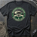 Undervurder Aldrig En Kvinde Der Kører Lastbil T-Shirt-Beklædning-Garage Culture-Sort-S-Garage Culture Shop- garage - man cave - merchandise