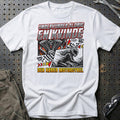 Undervurder Aldrig En Kvinde Der Kører Motorcykel T-Shirt-Beklædning-Garage Culture-Hvid-S-Garage Culture Shop- garage - man cave - merchandise