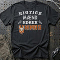 Unimog Rigtige Mænd Kører T-Shirt-Beklædning-Unimog-Sort-S-Garage Culture Shop- garage - man cave - merchandise