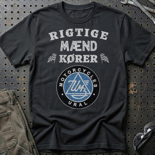 Ural Rigtige Mænd Kører - Unisex T-Shirt , Bomuld-Beklædning-Ural-Sort-S-Garage Culture Shop- garage - man cave - merchandise