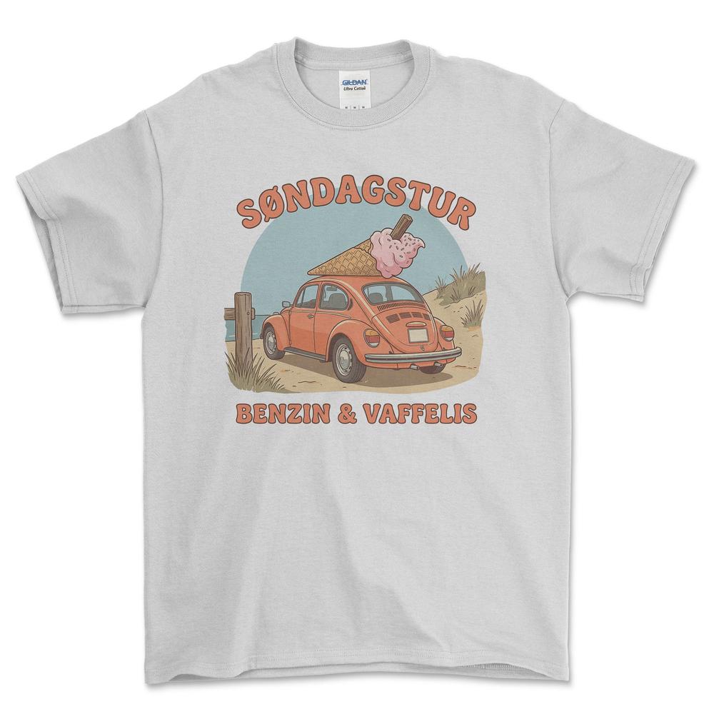 VW Søndagstur - Benzin & Vaffelis T-Shirt-Beklædning-VW-Hvid-S-Garage Culture Shop- garage - man cave - merchandise