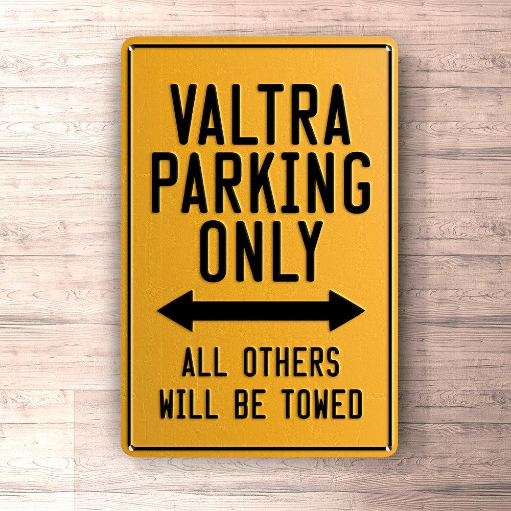 Valtra Parking Only Skilte, Musemåtte, Dørmåtte-Parking skilte-Valtra-Garage Culture Shop- garage - man cave - merchandise