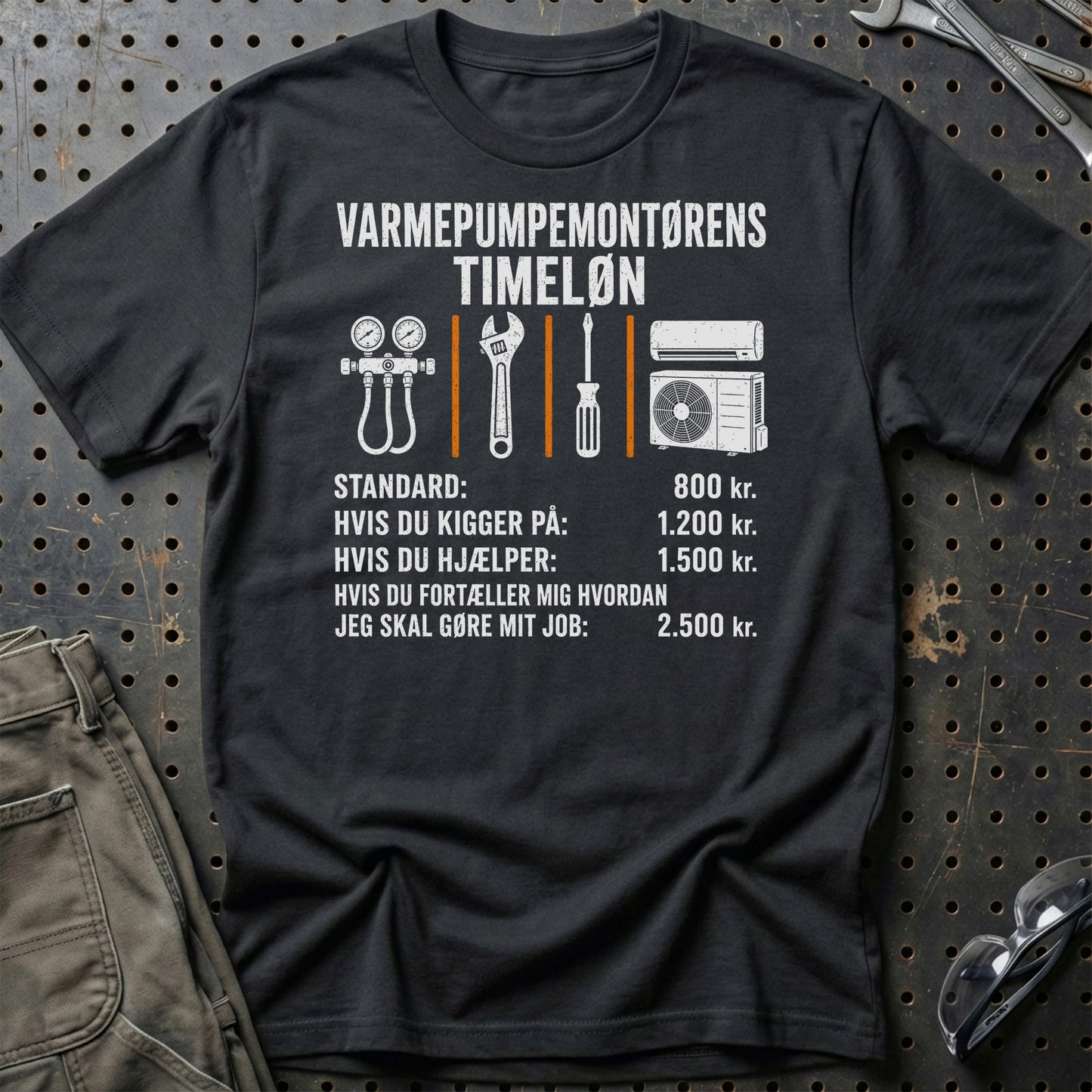 Varmepumpemontørens Timeløn - Unisex T-Shirt , Bomuld