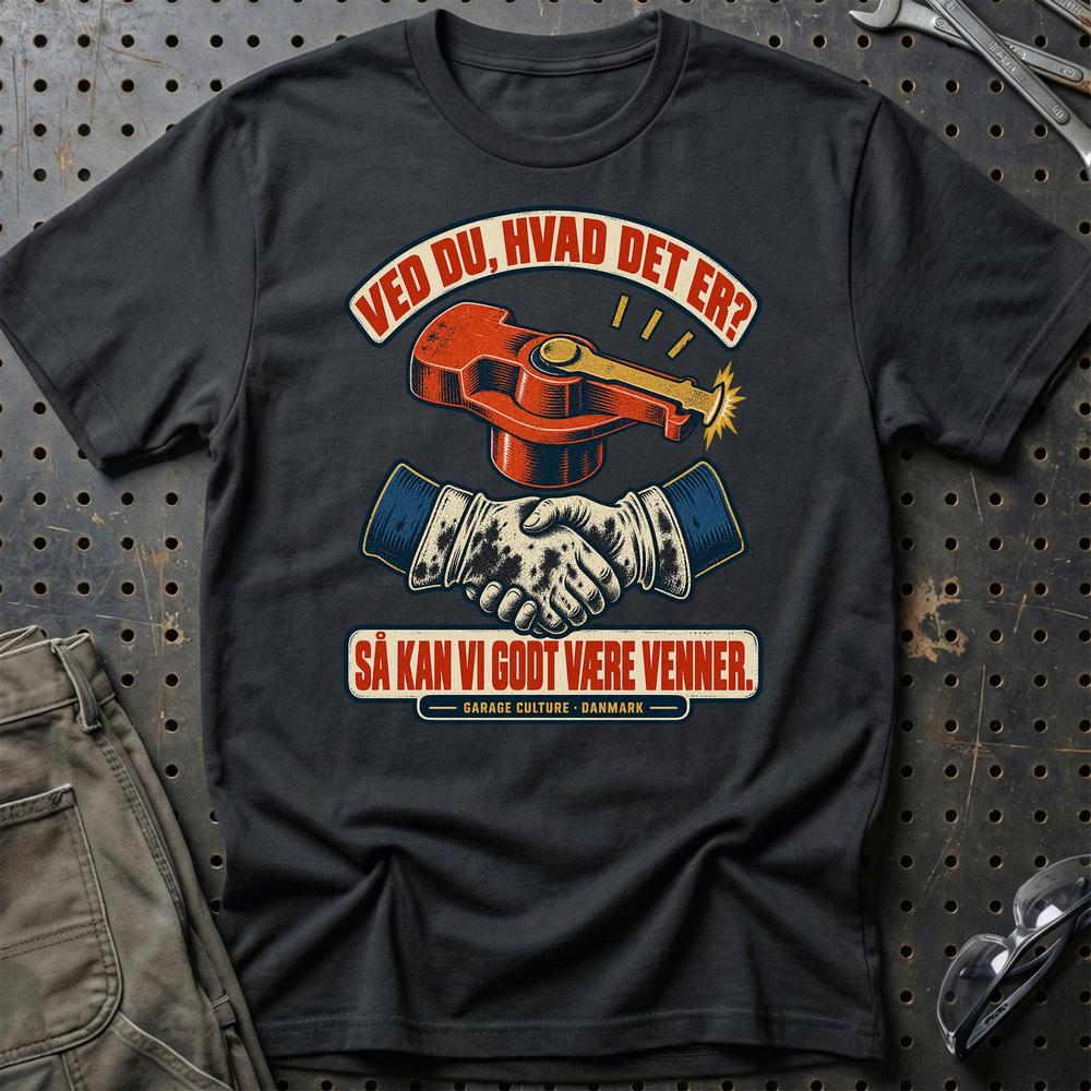 
Produktbillede af Ved Du Hvad Det Er – Så Kan Vi Godt Være Venner T-Shirt