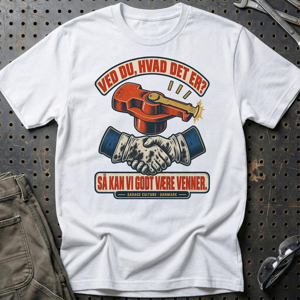 
Produktbillede af Ved Du Hvad Det Er – Så Kan Vi Godt Være Venner T-Shirt