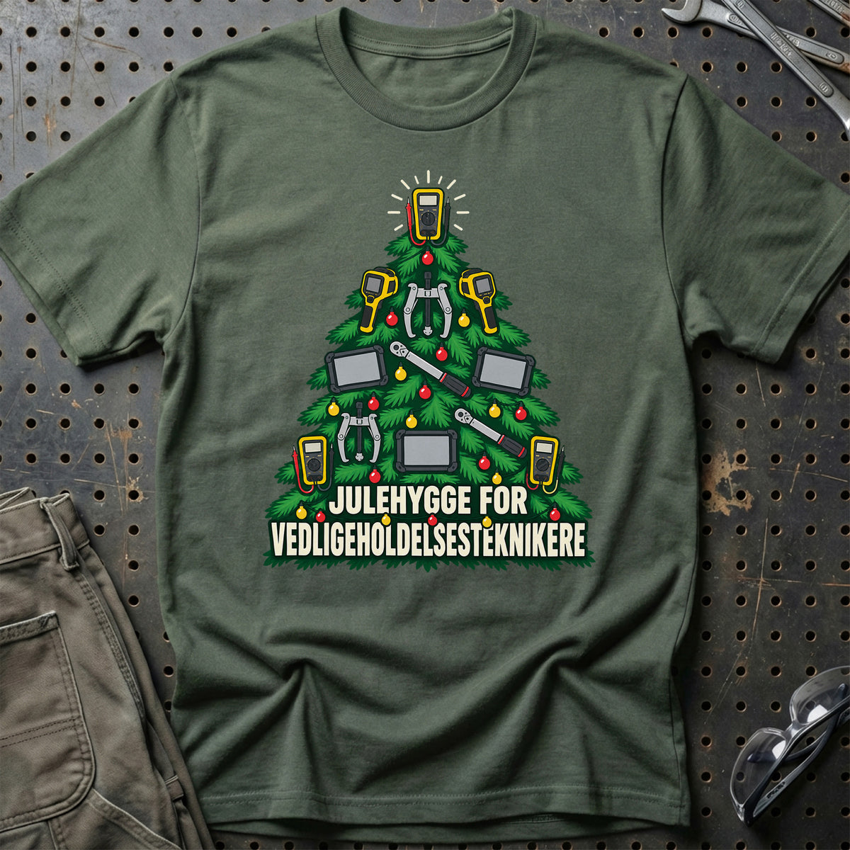 
Vedligeholdelsestekniker – Julehygge – Unisex T-Shirt – Grøn Militær