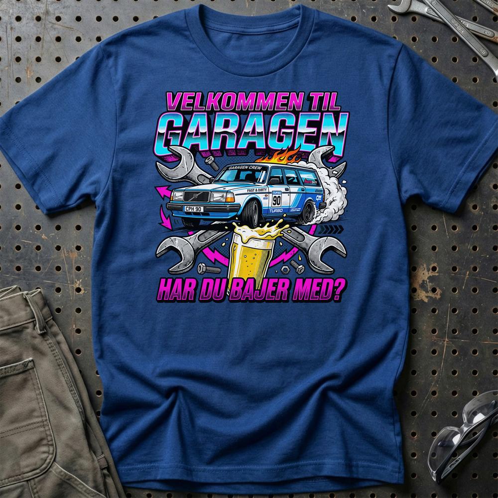 Velkommen Til Garagen Har Du Bajer Med? - Unisex T-Shirt , Bomuld-Beklædning-Garage Culture-Blå Royal-S-Garage Culture Shop- garage - man cave - merchandise