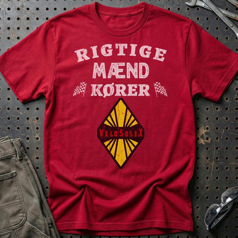 Velo Solex Rigtige Mænd Kører - Unisex T-Shirt , Bomuld-Beklædning-Velo Solex-Rød-S-Garage Culture Shop- garage - man cave - merchandise