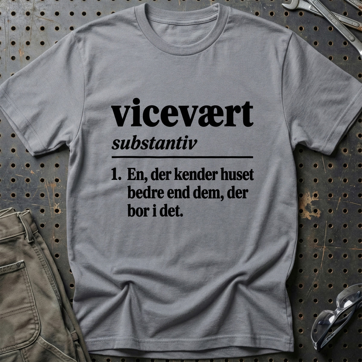 
Vicevært – Definition T-Shirt – Grå Sport