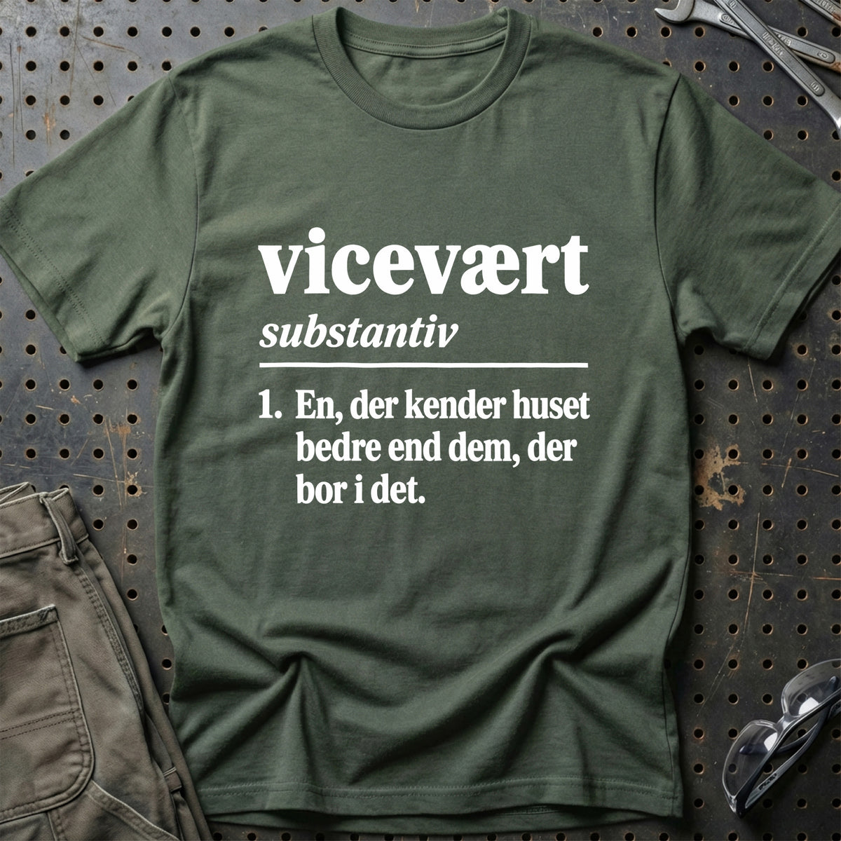 
Vicevært – Definition T-Shirt – Grøn Militær