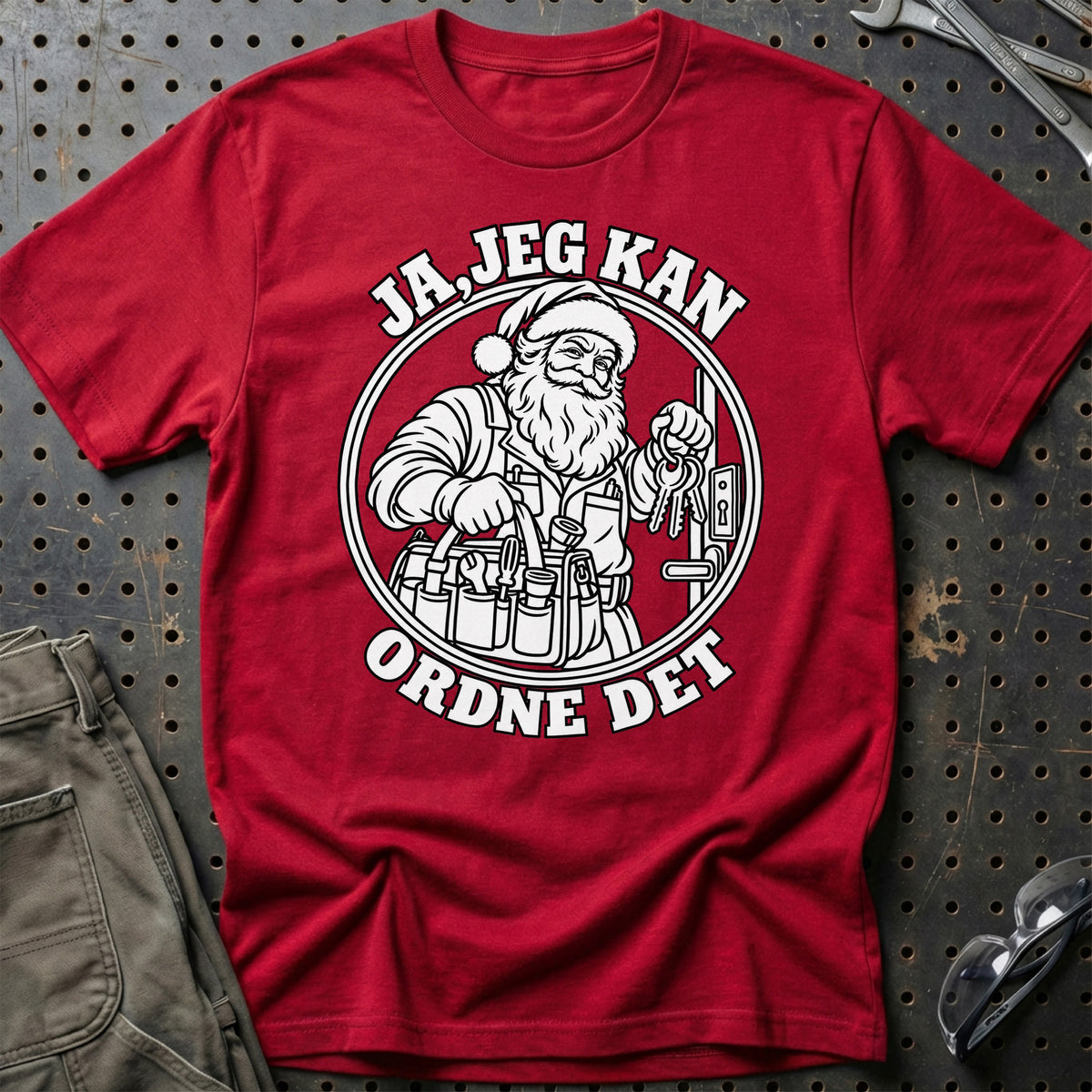 
Vicevært – Santa Kan Det – Jul T-Shirt – Rød